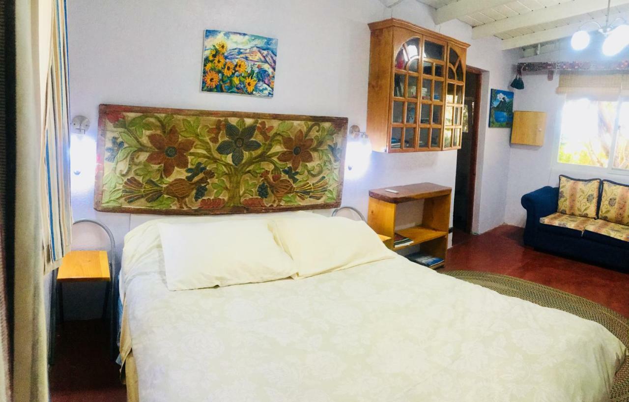 Lake Front Retreat At Los Elementos Santa Cruz La Laguna Extérieur photo